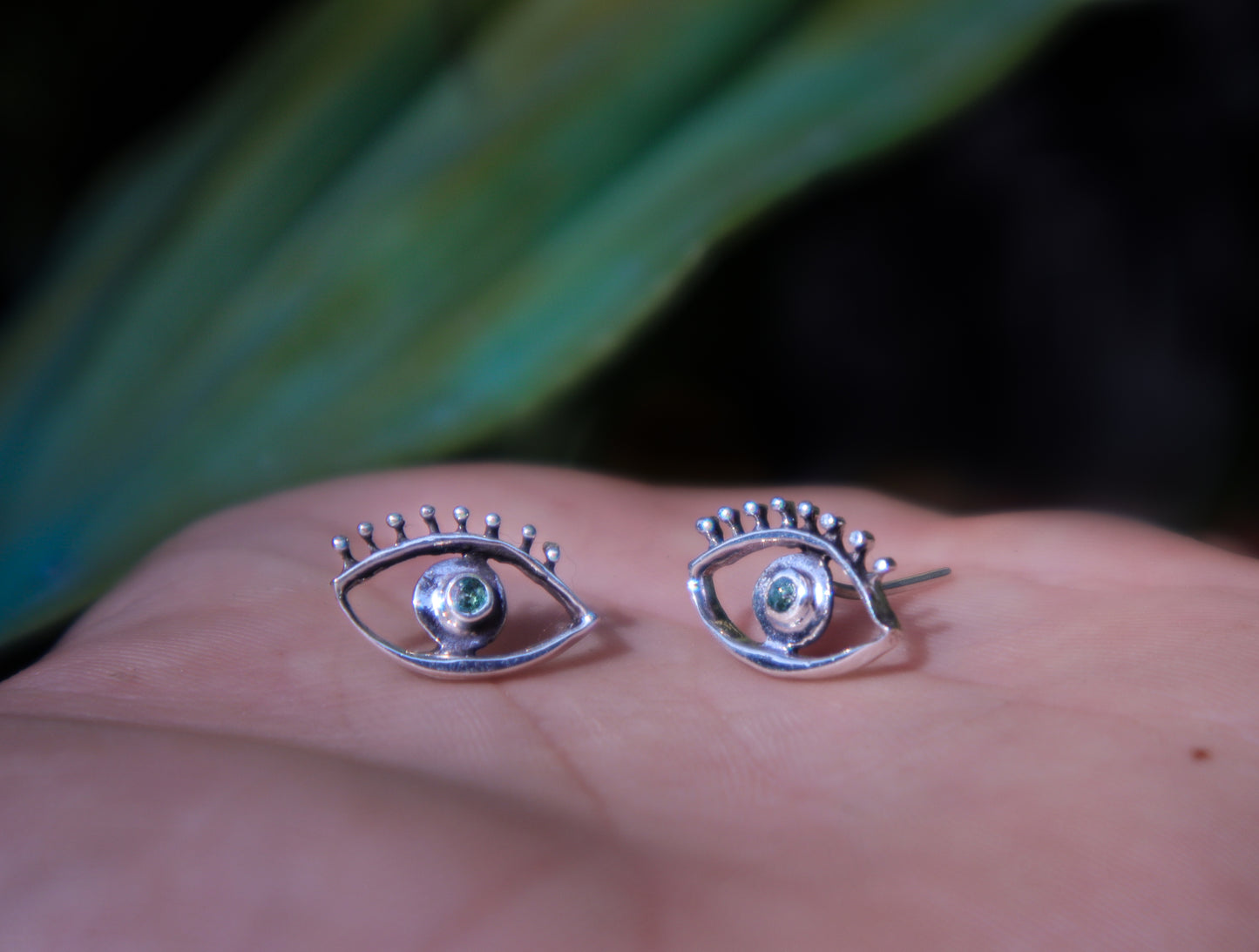 Ojo Aretes Esmeralda (PAR)